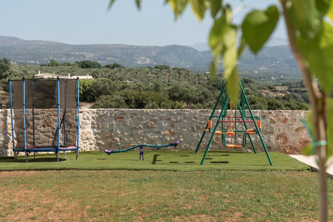 Evaero Villas I, Ii, Iii, IV - An Ever-So Inviting Escape, By Thinkvilla Σφάκα Εξωτερικό φωτογραφία