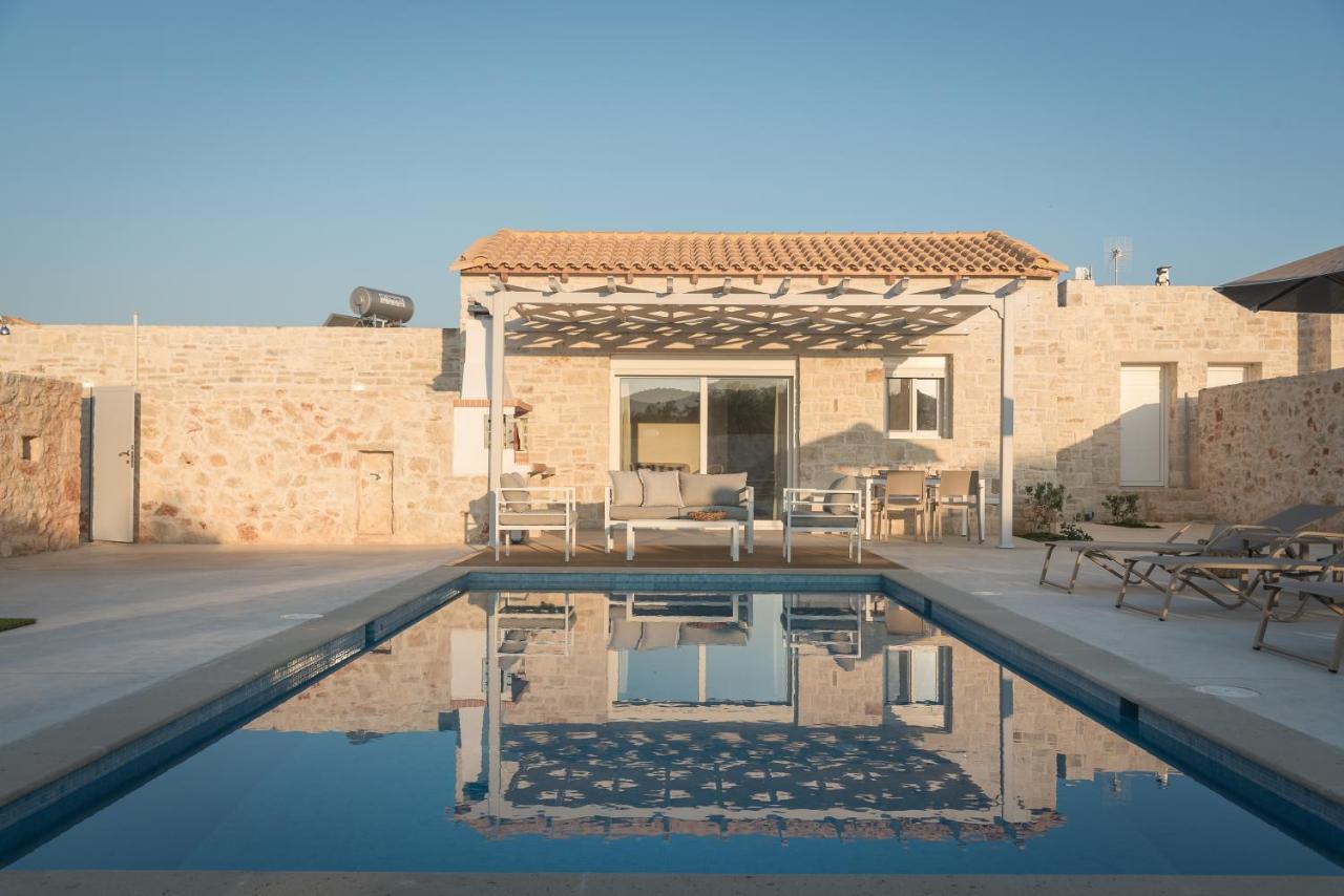 Evaero Villas I, Ii, Iii, IV - An Ever-So Inviting Escape, By Thinkvilla Σφάκα Εξωτερικό φωτογραφία