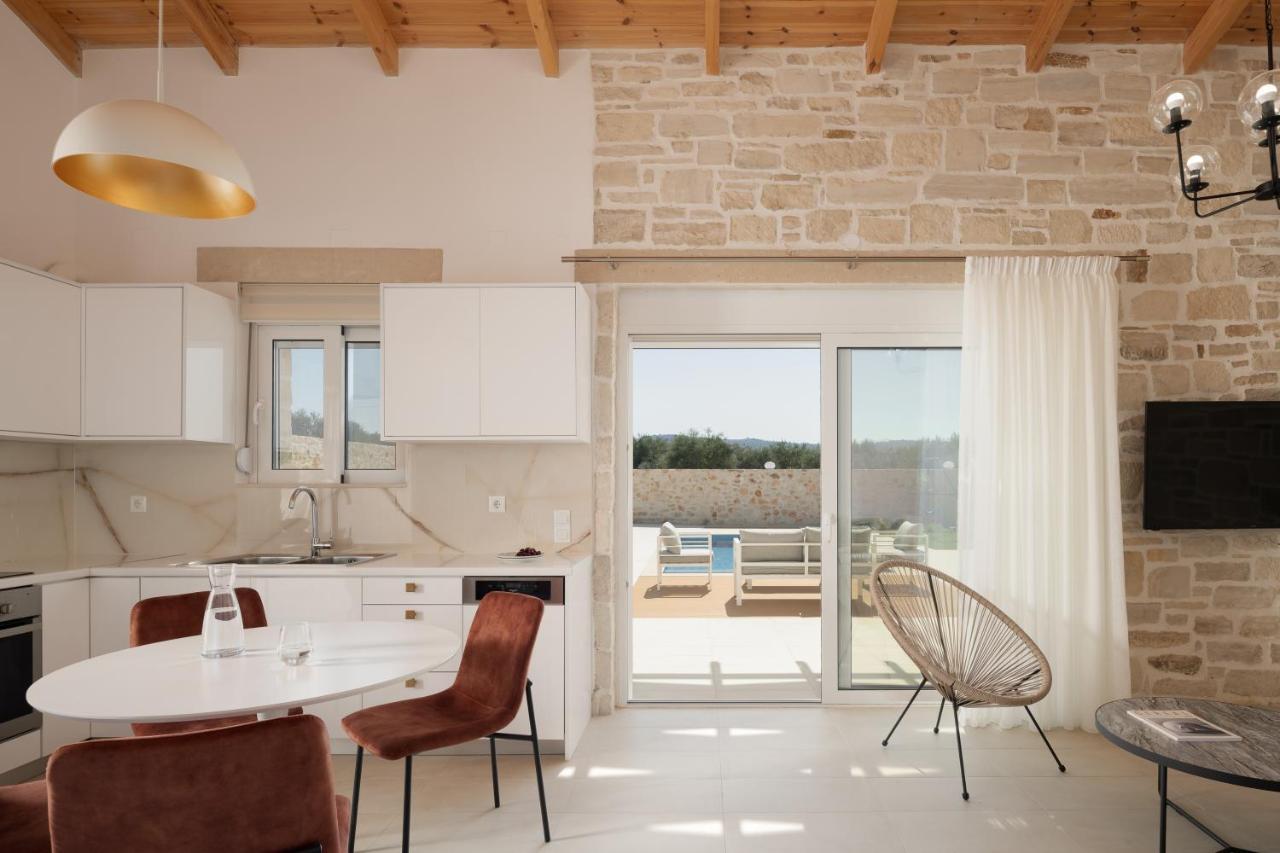 Evaero Villas I, Ii, Iii, IV - An Ever-So Inviting Escape, By Thinkvilla Σφάκα Εξωτερικό φωτογραφία
