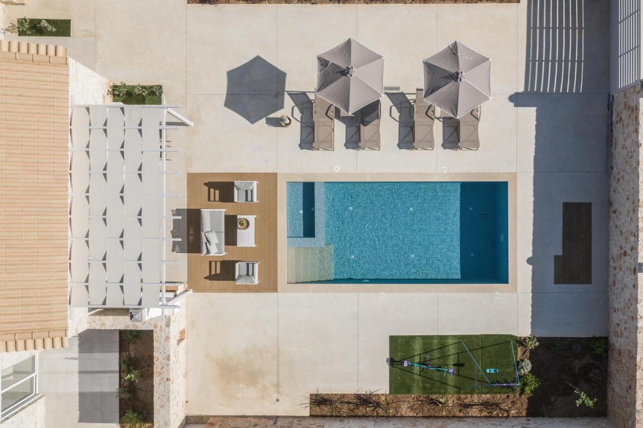 Evaero Villas I, Ii, Iii, IV - An Ever-So Inviting Escape, By Thinkvilla Σφάκα Εξωτερικό φωτογραφία