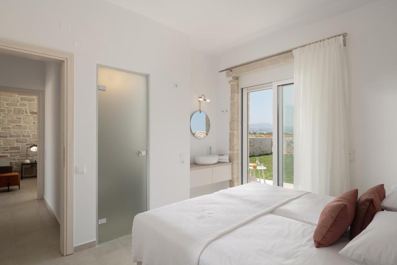 Evaero Villas I, Ii, Iii, IV - An Ever-So Inviting Escape, By Thinkvilla Σφάκα Εξωτερικό φωτογραφία